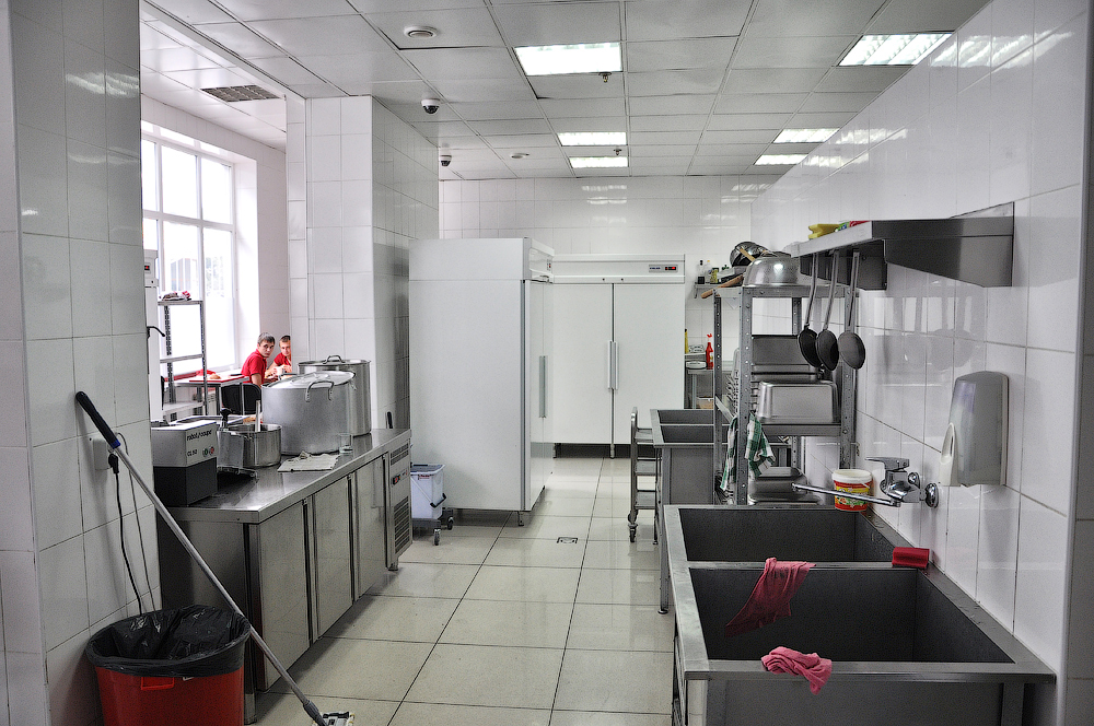 Vilka Lozhka canteen